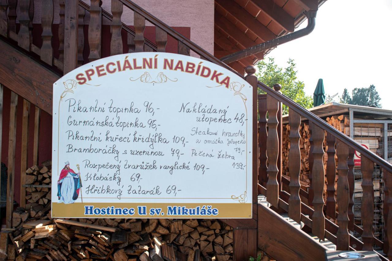 Hostinec A Penzion U Sv. Mikulase Hať Exterior foto